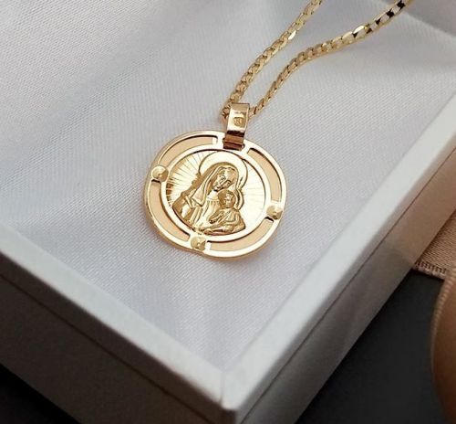 Medalik ze złota matka boża z dzieciątkiem - 46060